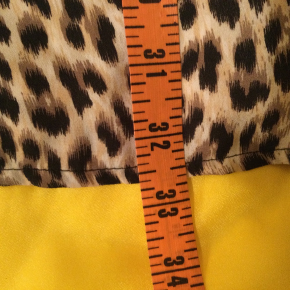 ⭐️ Leopard Sleeveless Midi Dress by Cotton On - Picture 8 of 9